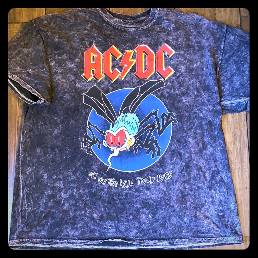 AC/DC fly on the wall tee